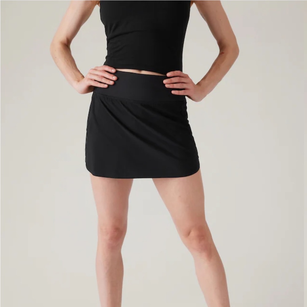 Athleta “Run With It Skort” Black Size Medium